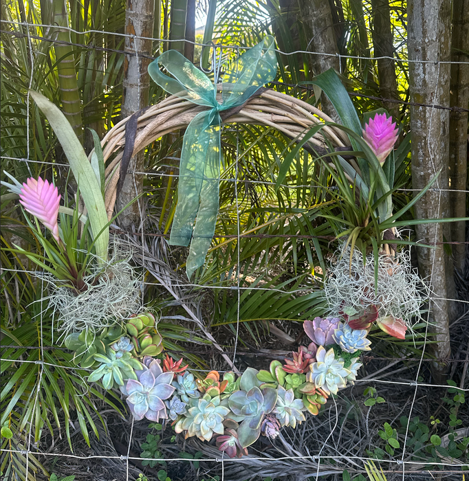 Rustic Succulent Wreaths & Centerpieces